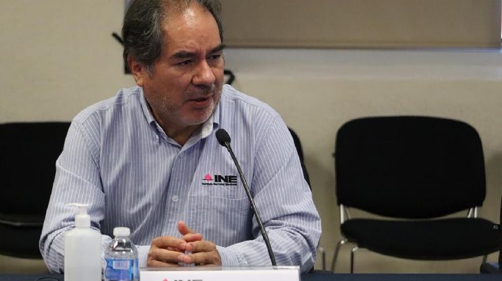 Vocal del INE es destituido por acoso sexual