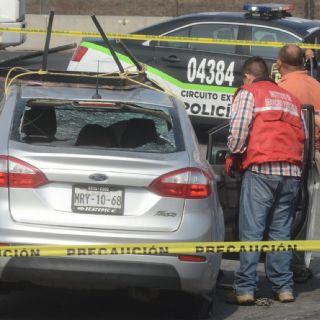 Asesinan a mujer en la carretera Lechería-Texcoco