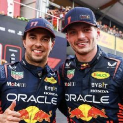 La CONDICIÓN de Red Bull para que el Checo Pérez siga compitiendo con Max Verstappen