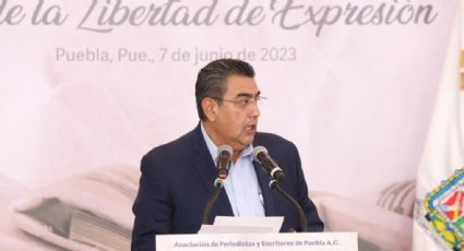 Sergio Salomón, gobernador de Puebla, garantiza protección y respeto al periodismo en la entidad