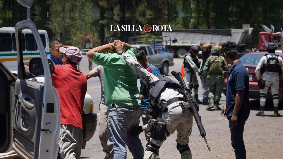 En Los Reyes se prendieron los focos rojos debido a que desde el fin de semana los escasos policías municipales, que son la primera línea de combate contra el crimen, están desarmados