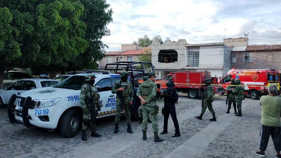 Tres personas resultaron lesionadas por una explosión ocasionada por acumulación de gas en Celaya.