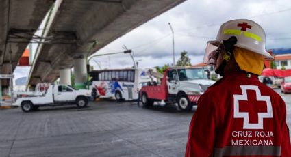 Se estampa autobús de Tizayuca en puente del bulevar Colosio de Pachuca | FOTOS