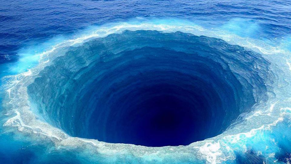 Descubren un enigmático agujero de gravedad en el fondo del mar