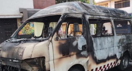 VIDEO | Así quemaron la combi que iba al Metro Moctezuma por no pagar extorsión