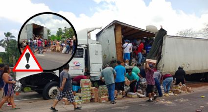 Rapiña en Veracruz: Roban carga de abarrotes tras accidente de tráileres en Ixtac