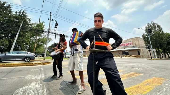 Pachicolombia, cumbia colombiana en calles de Toluca