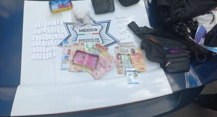 Detienen a enfermeros con grapas de cocaína y marihuana