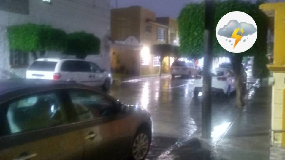 Noche de lluvias aisladas en León que se prolongaron hasta la madrugada.
