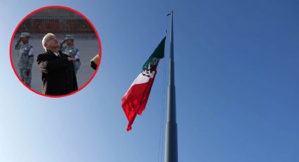¿Por qué AMLO izó la bandera a media asta en el Zócalo?