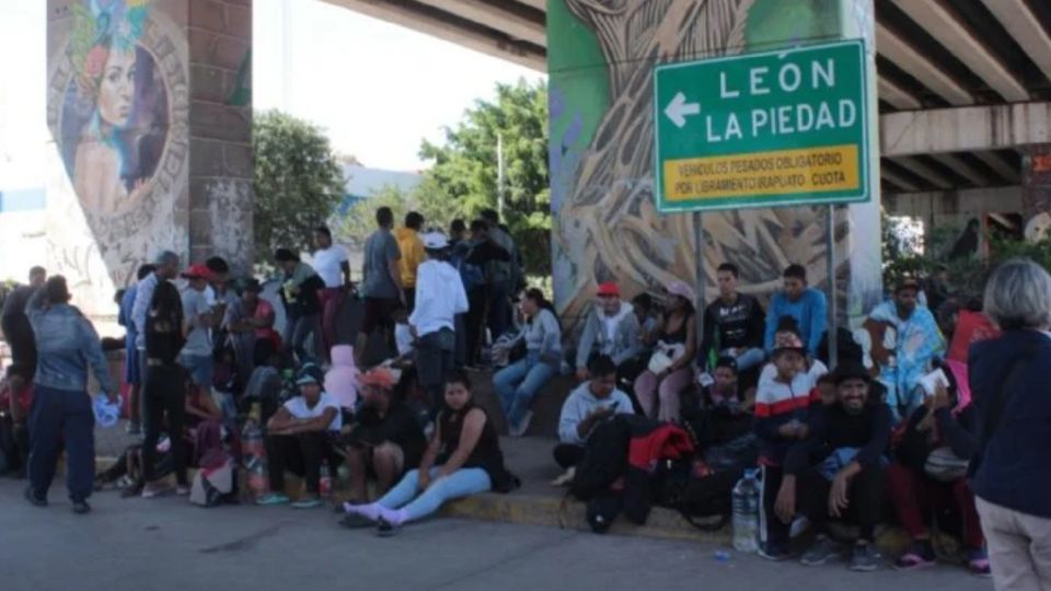 Alrededor de 2,000 migrantes estuvieron varados en Irapuato.