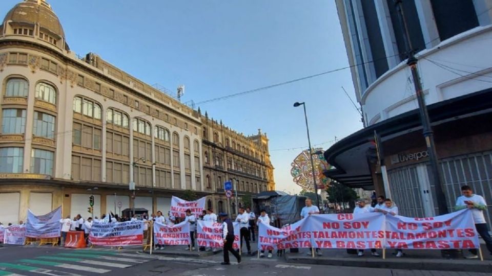 'No somos delincuentes', madereros de la CDMX piden que se les deje trabajar