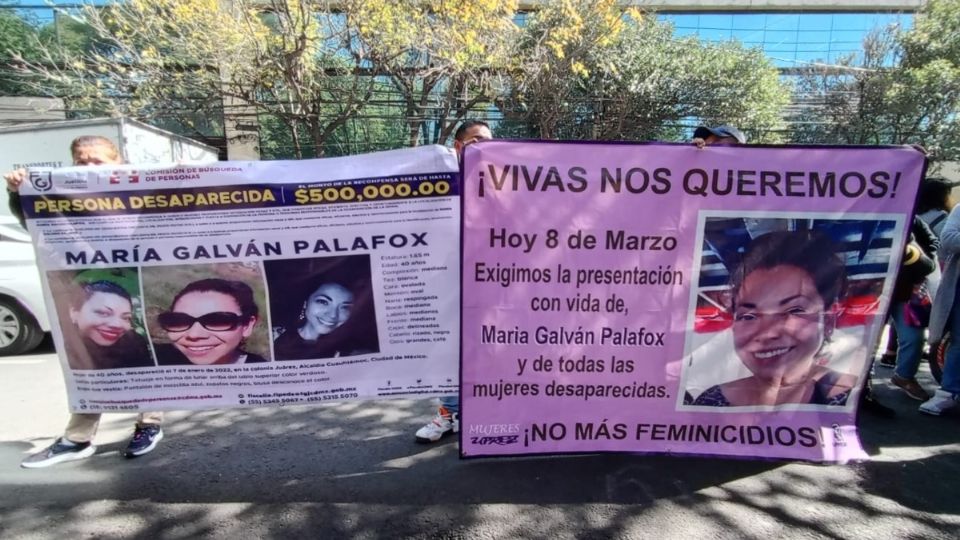 Se manifiestan familiares de María Galván Palafox a dos años de su desaparición.