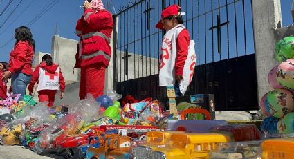 Reyes Magos: Cruz Roja lleva  ilusión y regalos a niños de Toluca