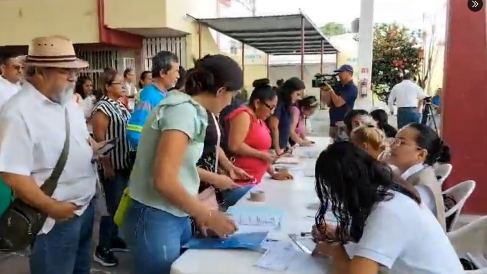 Este es el anunacio que emitieron para el registro de la Beca Rita Cetina