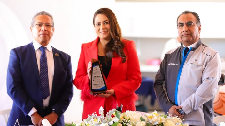 Reconocen a gobernadora de Aguascalientes por desarrollo del estado
