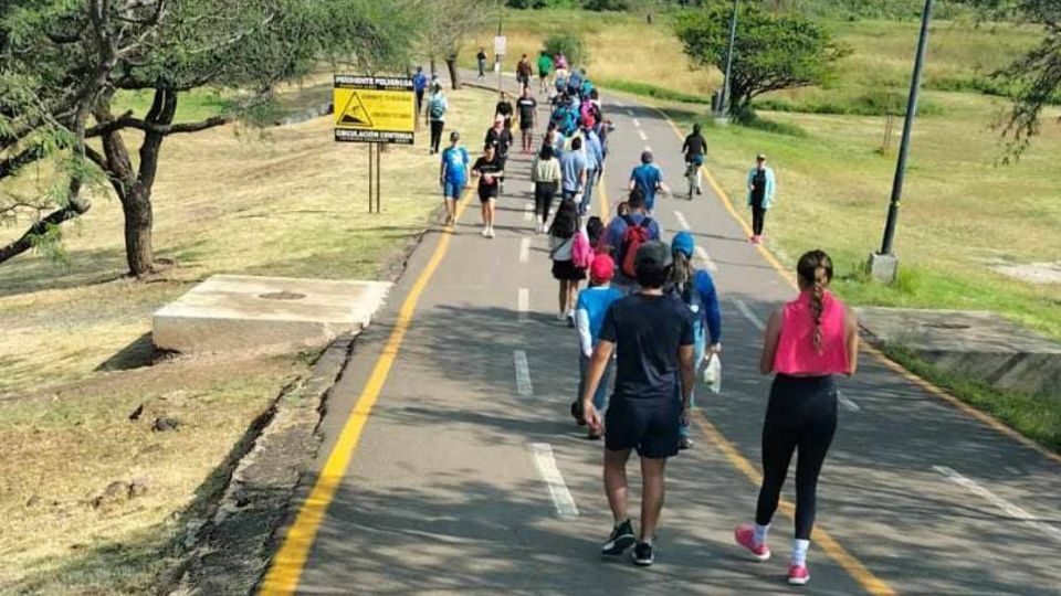 El grupo realizó su primera caminata en el Parque Metropolitano de León.