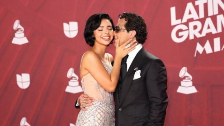 ¿Cuánto cuesta el vestido que lució Ángela Aguilar en la alfombra de los Latin Grammy?