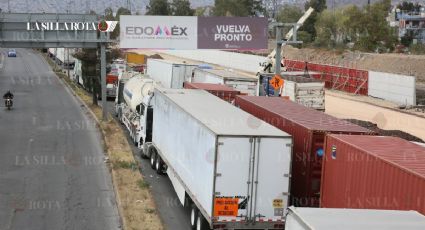 “Si no entrego el viaje, no me pagan”: Fernando, conductor atrapado por más de 40 horas en bloqueo en Ecatepec