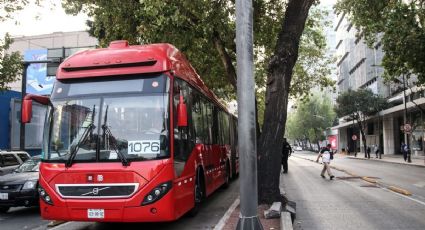 Chofer de Metrobús se da a la fuga tras dejar 8 lesionados en estación Amores