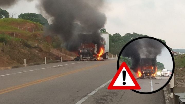 Cierran autopista del sur de Veracruz tras incendio de tráiler con productos químicos