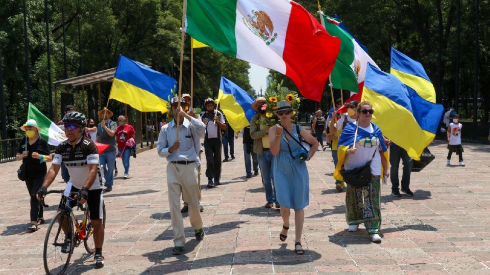 México ha recibido a más de 70,000 migrante ucranianos desde el inicio de la guerra con Rusia