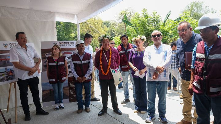 Menchaca supervisa acciones de salud y obras carreteras en San Felipe y Huejutla