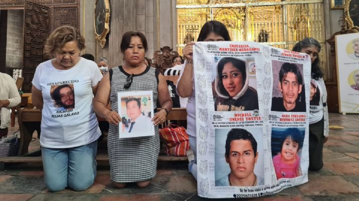 “Una madre deja de celebrar, pero no de buscar”: madres buscadoras desde la Catedral de Puebla