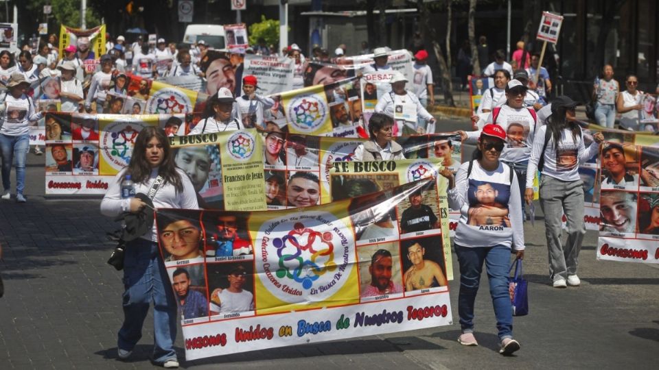 Colectivos piden a la ciuddadnía que voten por una de las 114 mil personas desaparecidas en el país