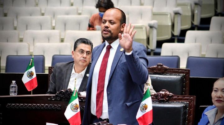 Ángel Tenorio: Navega disputas internas de Morena siendo el primer líder LGBT de una bancada