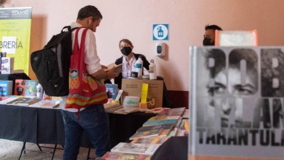 Nace primera Feria Internacional del Libro en San Miguel de Allende.