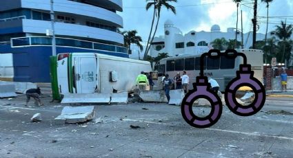 ¿Qué pasó con el chofer del camión Saeta que volcó en Boca del Río?