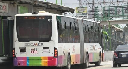 Inundaciones y lluvias obligan a mexiquenses a planear su viajes en transporte público