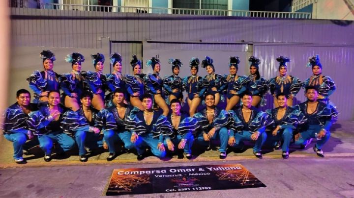 Comparsa Omar y Yuliana, 11 años de alegrar desfiles del Carnaval de Veracruz