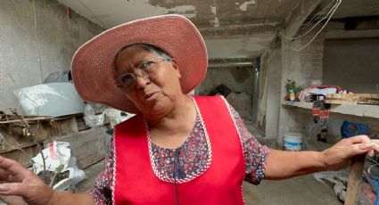 En Chimalhuacán, vecinos afectados por lluvias piden agua potable para limpiar casas