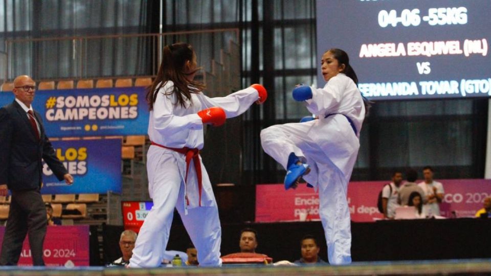 La leonesa Fernanda Tovar derrota a Ángela Esquivel, de Nuevo León.