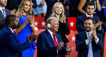 Trump reaparece con la oreja vendada en la Convención Republicana