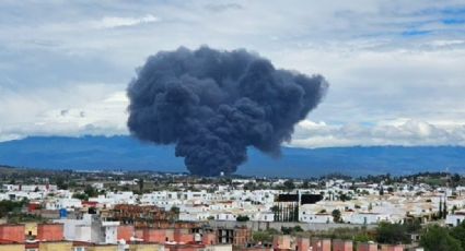 ¿Qué sabemos del voraz incendio en la carretera Atlixco-Puebla?