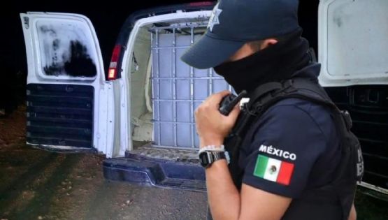 Aseguran camioneta con carga de casi 3,000 litros de huachicol en Mineral de la Reforma