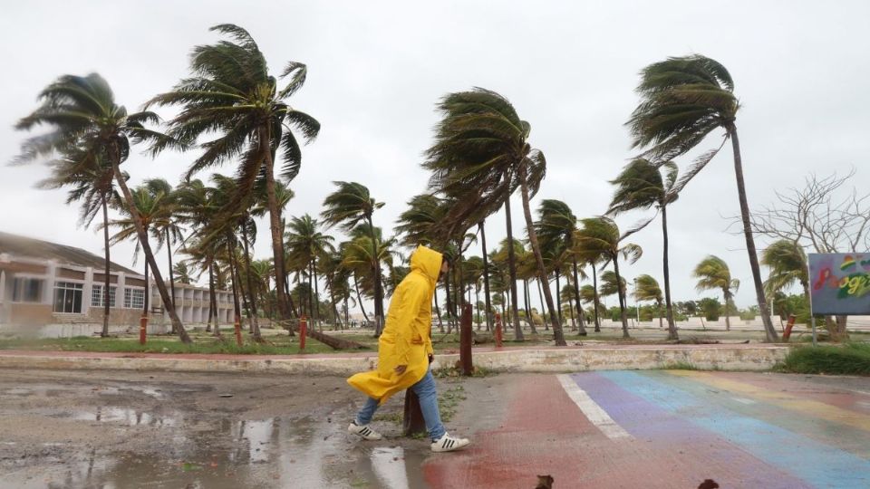 La tormenta tropical Beryl ocasionará lluvias fuertes en el Golfo de México