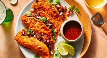 Tacos de birria, un sabor mexicano tradicional directo desde Guadalajara