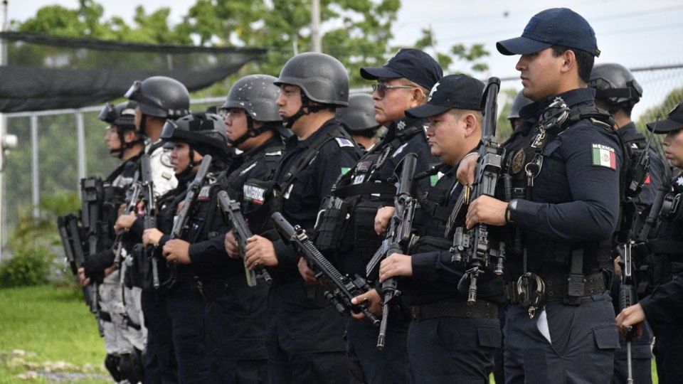 Llegan más de 190 policías a Coatzacoalcos tras incendios de negocios