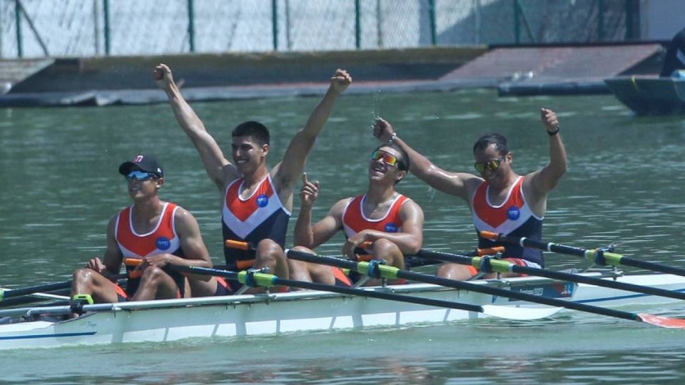 El cuarteto integrado por Hugo Alejandro Reyes, José Arturo García, Manuel Hernández, Erick Daniel Muñoz, gana la competencia de 2,000 metros.