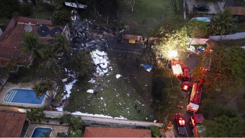 Avionazo en Brasil: Rescatan 62 cuerpos e identifican 2 víctimas