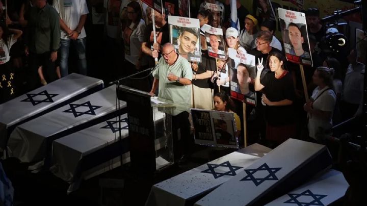 Hallazgo de 6 rehenes israelíes desata protestas contra Benjamín Netanyahu