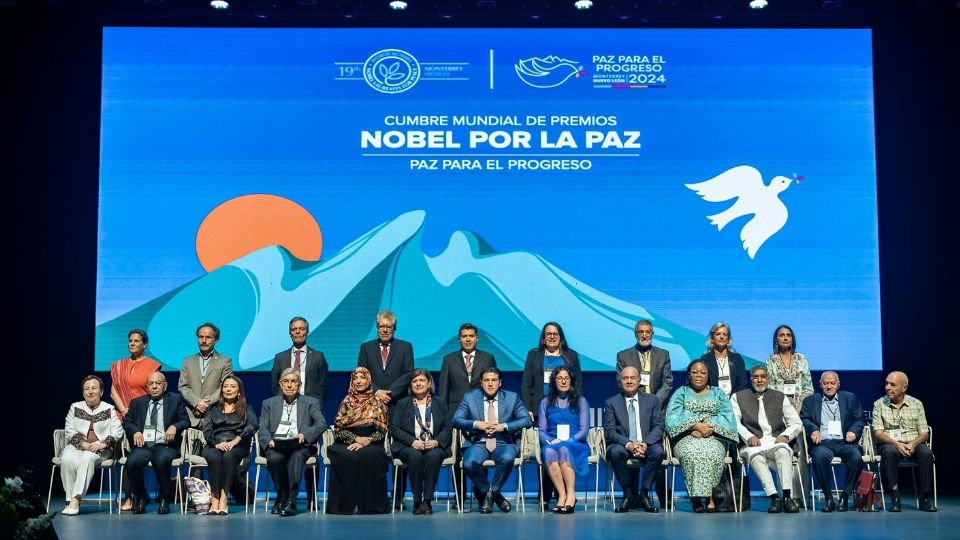 Inauguran Cumbre Mundial de los Premios Nobel de la Paz en Nuevo León