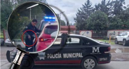 Captan a policía municipal recibiendo soborno para no infraccionar; así guardó el dinero | VIDEO