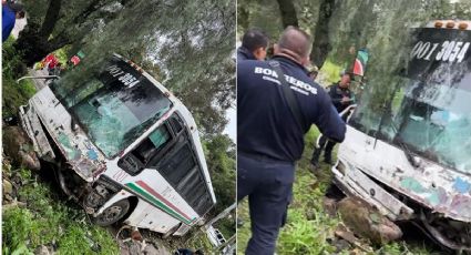 Pumabús se accidenta en Xochimilco con 30 estudiantes a bordo