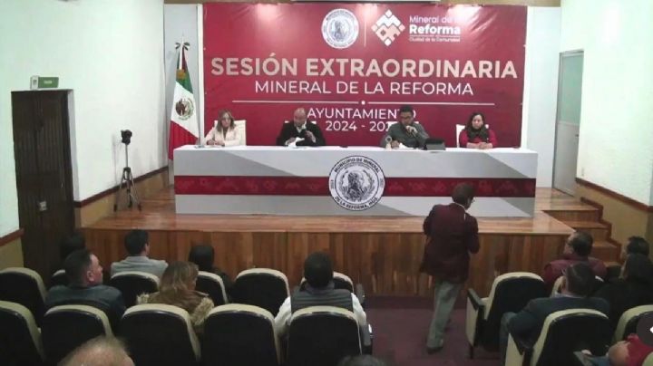 A contra reloj, alcalde presenta Ley de Ingresos en Mineral de la Reforma