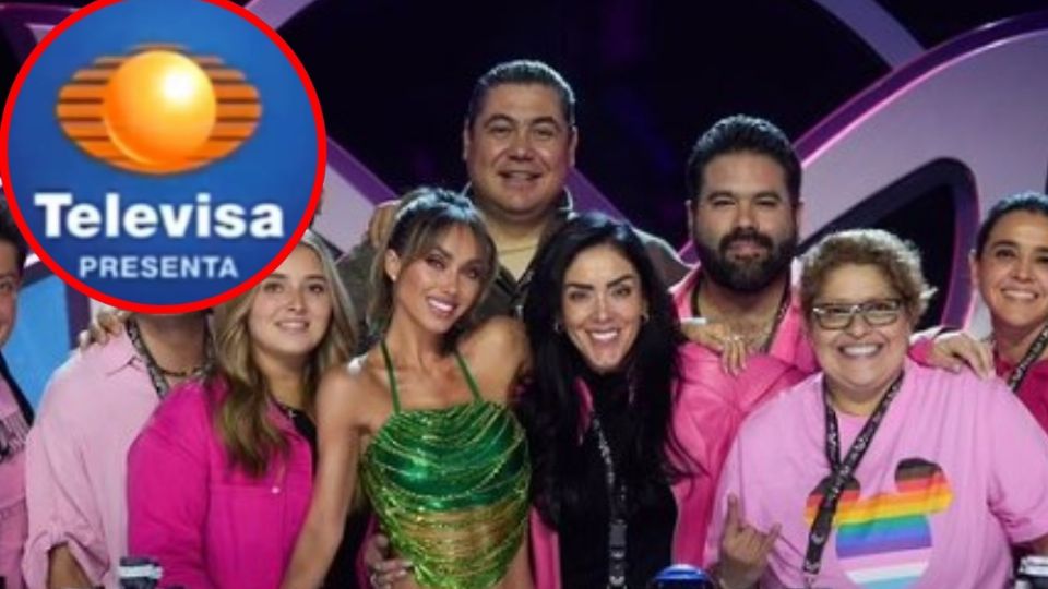 Anahí con todos los que la apoyaron en ¿Quién es la máscara?, incluyendo a Danna Vázquez